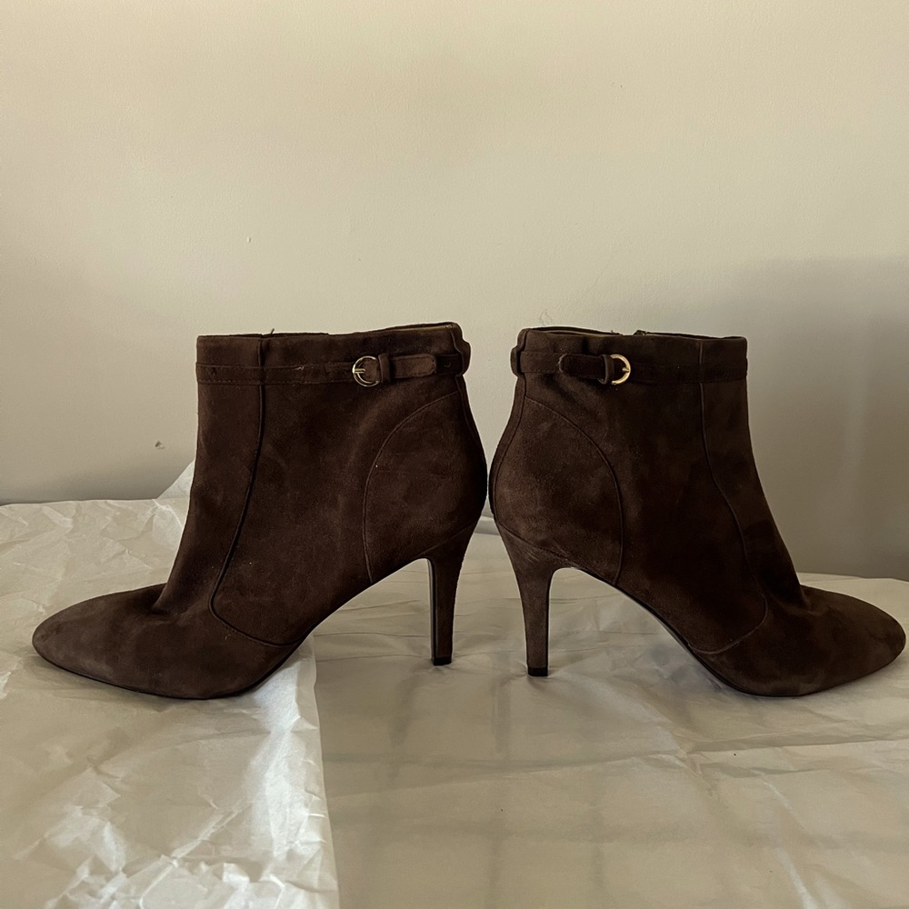 New Nine West Chocolate Brown Suede Booties